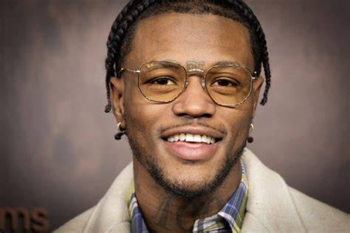 What Is DC Fly Young Net Worth?