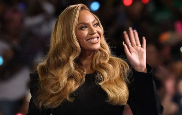when and where was beyonce born