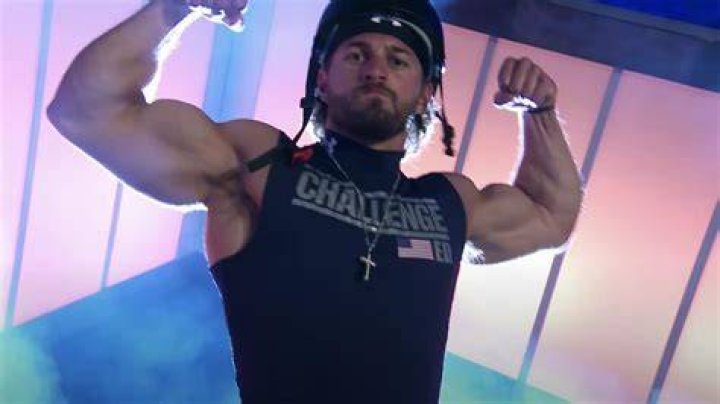 Who is Ed Eason on The Challenge? Meet Spies, Lies & Allies new contestant on Instagram! ·
