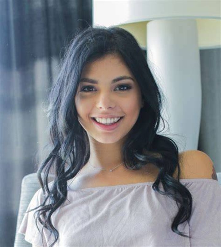 Who Is Gina Valentina? Her Biography And 9 Interesting Facts About This Well Known Adult Internet Celebrity |