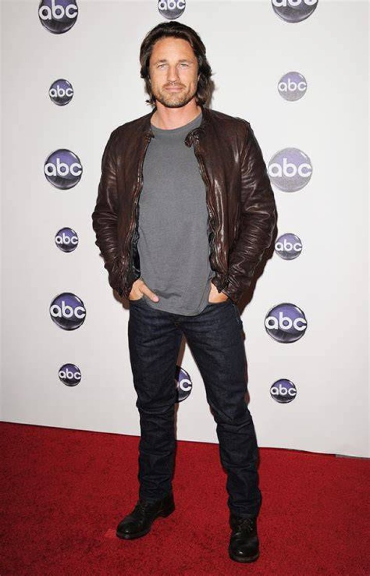 Who is Martin Henderson Girlfriend & Did they Just Call it Quits? Hollywood Life ·