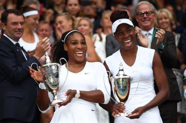 Who is more successful Serena or Venus Williams?