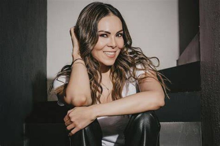 Who Is Paola Perez Mendoza? Sergio Perez Sister Brother