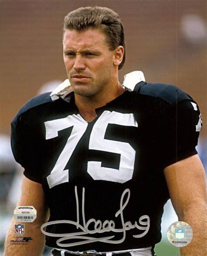 Who was Howie Long's wife?