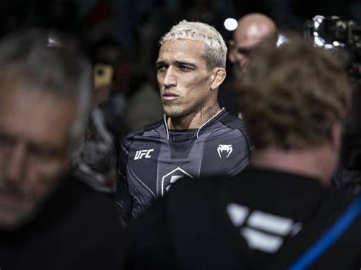 Why is Charles Oliveira Not Fighting? What Happened and When Will He Return? 1 Why is Charles Oliveira Not Fighting