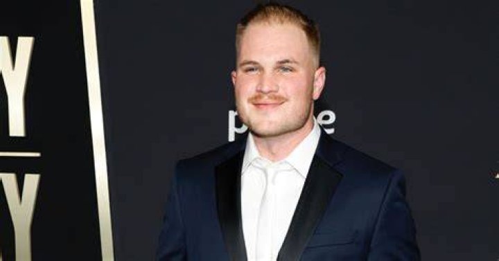 Zach Bryan Net Worth How Much is Zach Bryan Worth?